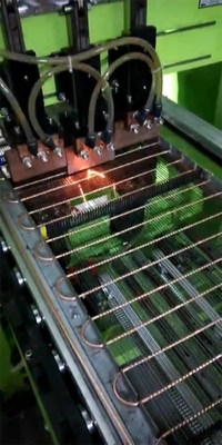 냉장고 응축기 와이어 자동용접기 150KVA 다중 머리 380V