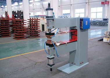 투상 점용접 기계 자동적인 철망사 1000mm 팔을 젓는 두 배 실린더