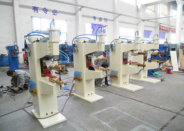압축 공기를 넣은 반점 저항 용접 기계 변환장치 DC 300-800kg 50Hz 60HZ